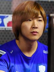 Song "HerO" Hyeon Deok